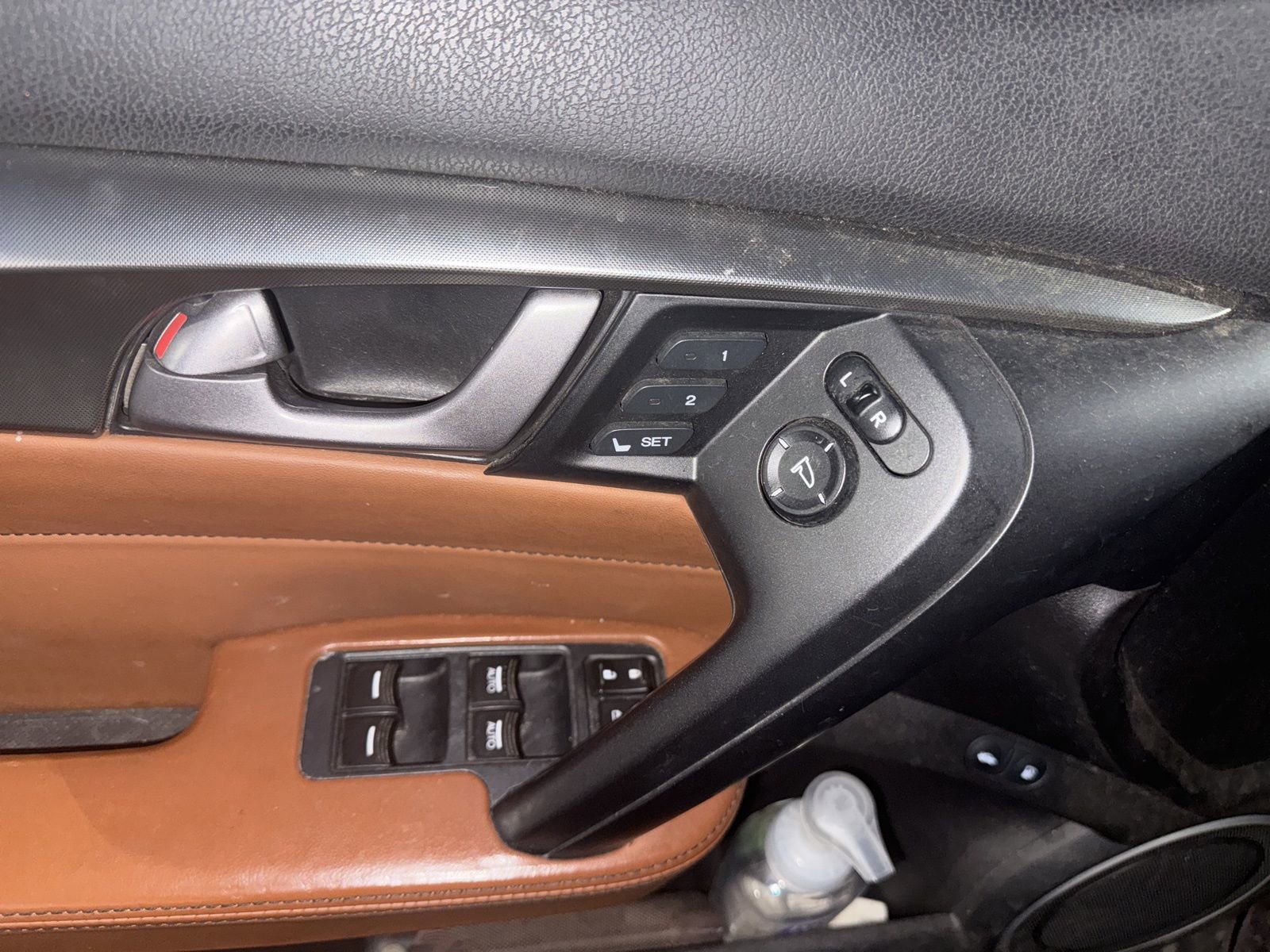 Used 2011 Acura TL SH-AWD image 11