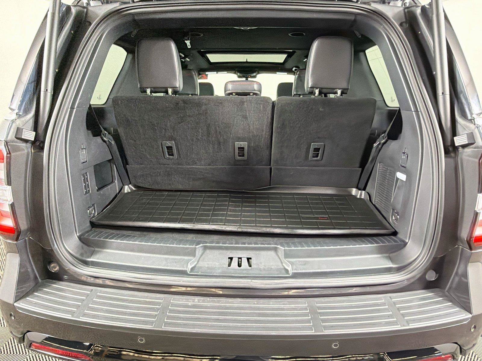 Used 2024 Ford Expedition Limited AWD/4WD image 14