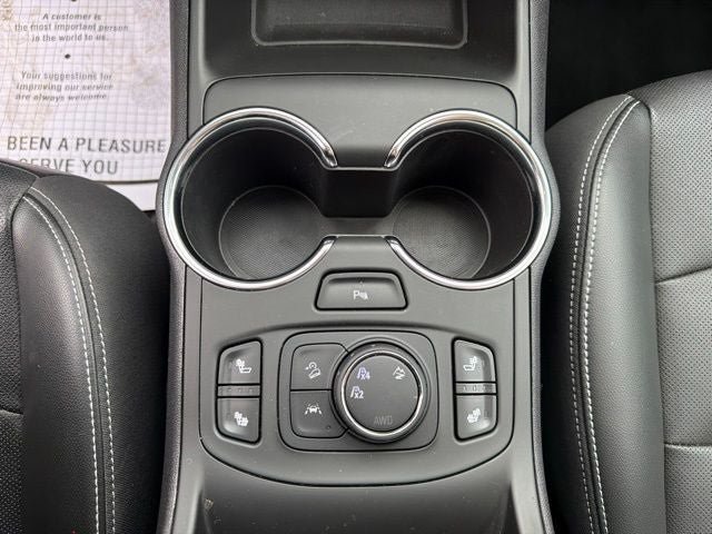 Used 2022 GMC Terrain SLT w/ Tech Package AWD/4WD image 15