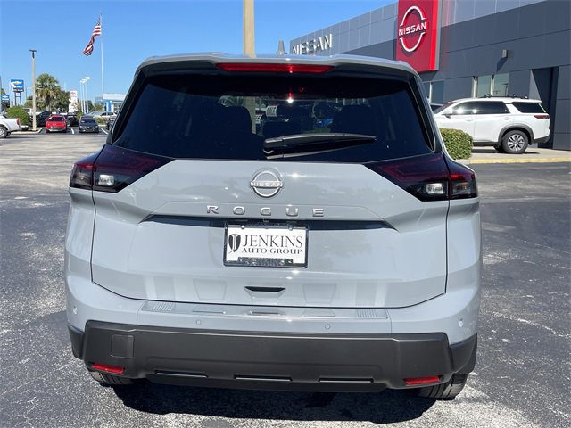 New 2026 Nissan Rogue SV image 6