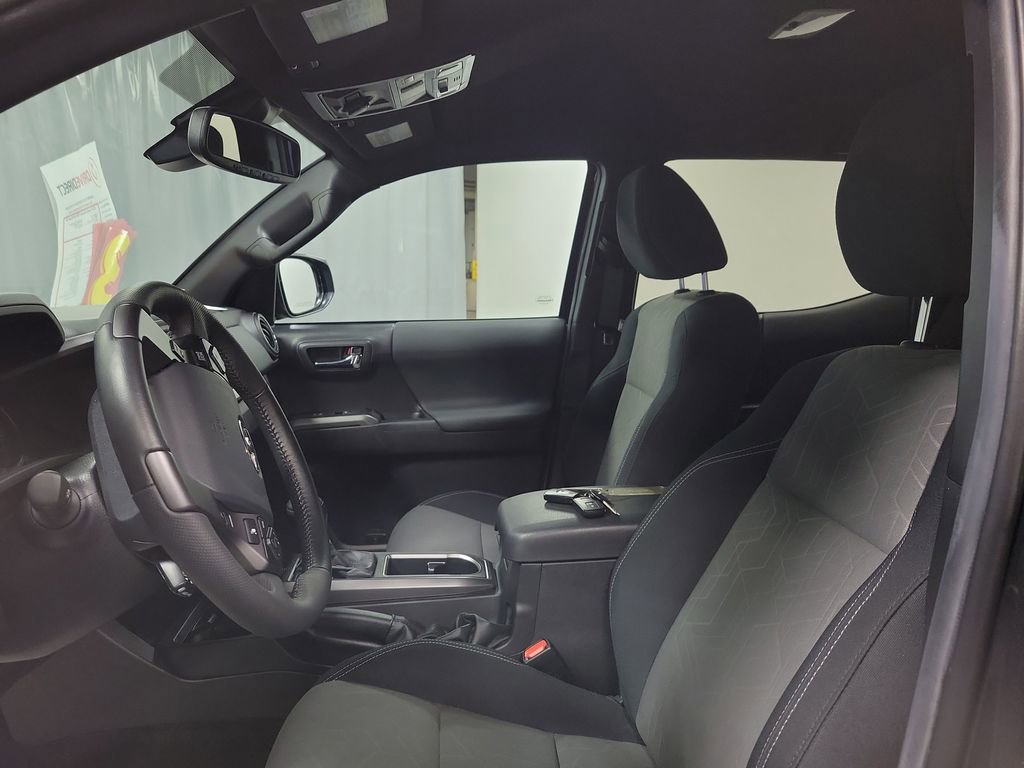 Used 2023 Toyota Tacoma TRD Off-Road w/ Advanced Technology Package image 13