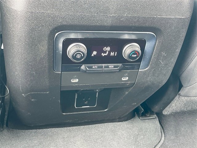 Certified 2023 Chevrolet Suburban LS image 20