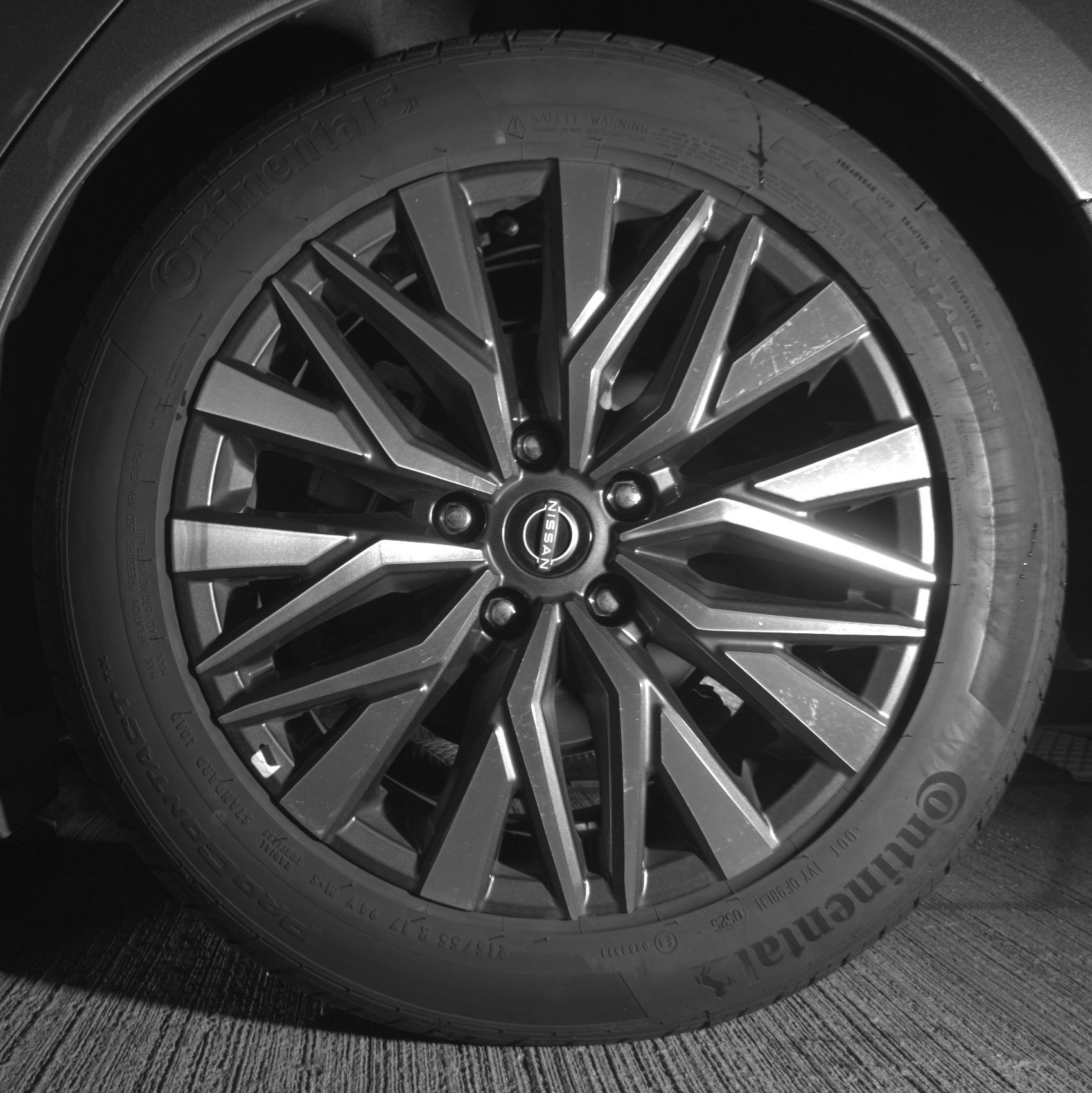 Used 2025 Nissan Altima 2.5 SV FWD image 14
