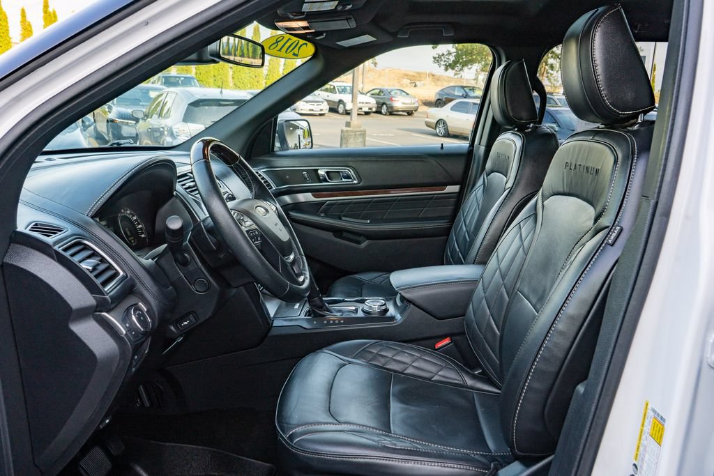 Used 2018 Ford Explorer Platinum AWD/4WD image 29