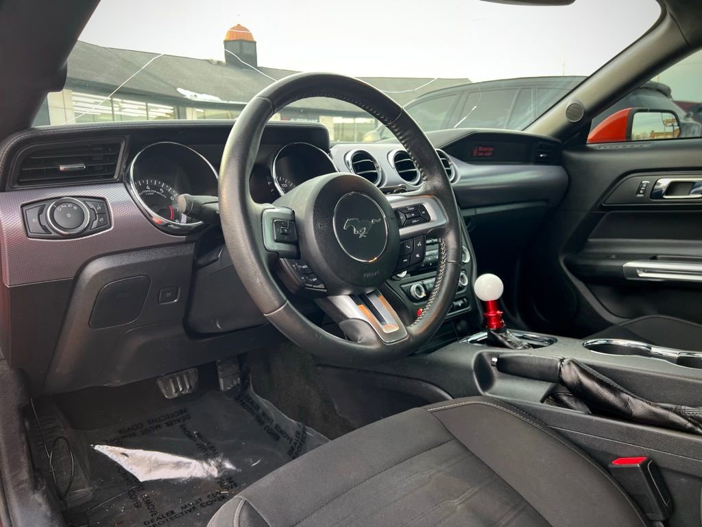 Used 2016 Ford Mustang Coupe image 34