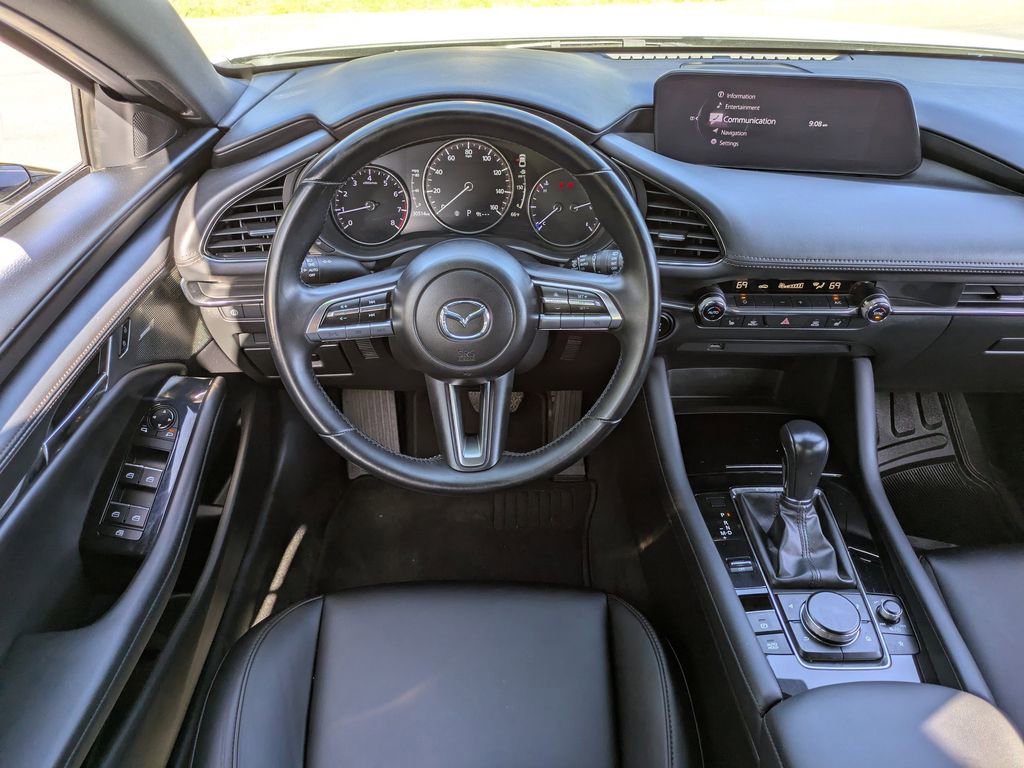 Used 2019 MAZDA MAZDA3 AWD Hatchback w/ Preferred Pkg image 18