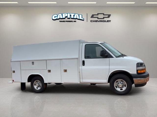 New 2025 Chevrolet Express 3500 w/ Power Convenience Package RWD image 6