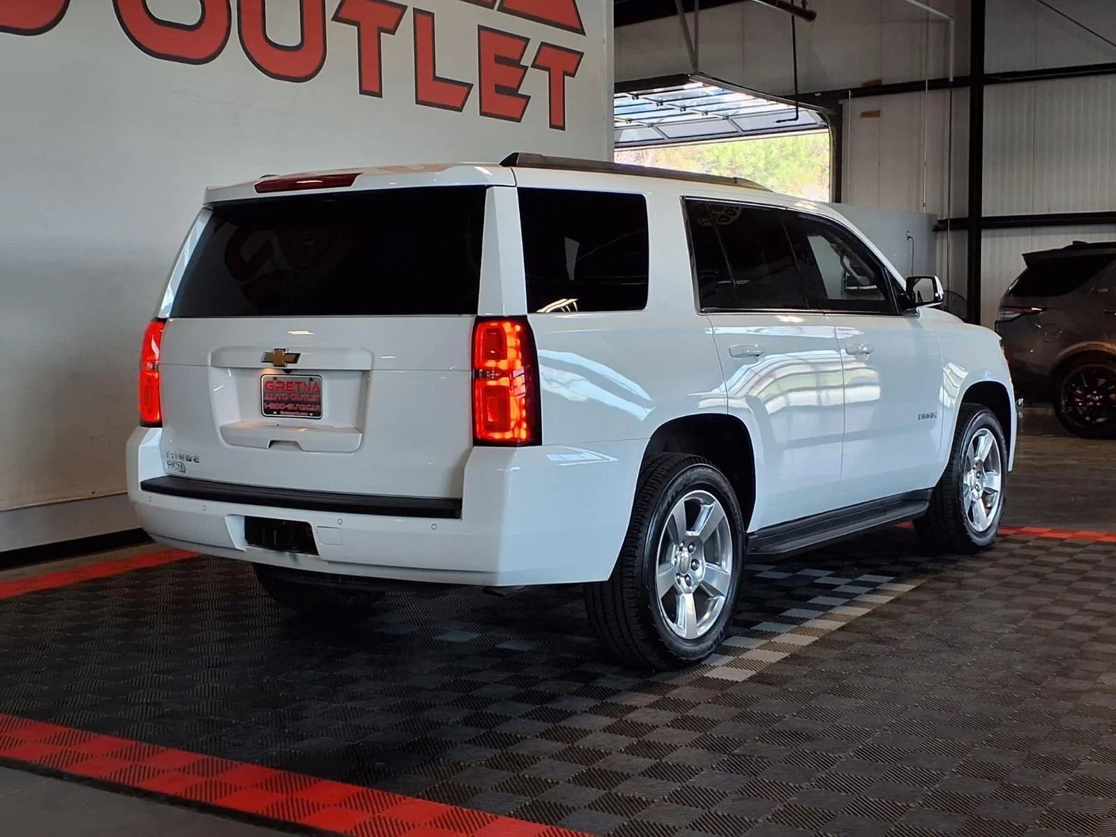 Used 2016 Chevrolet Tahoe LT AWD/4WD image 8