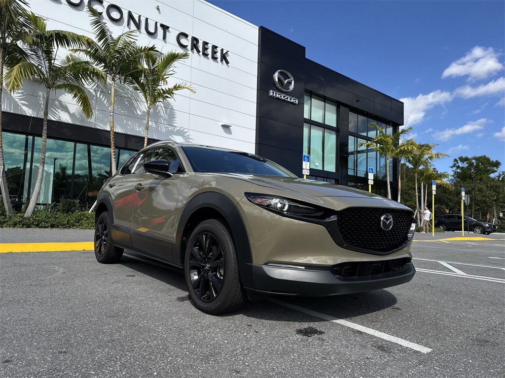 New 2024 MAZDA CX-30 Carbon image 31