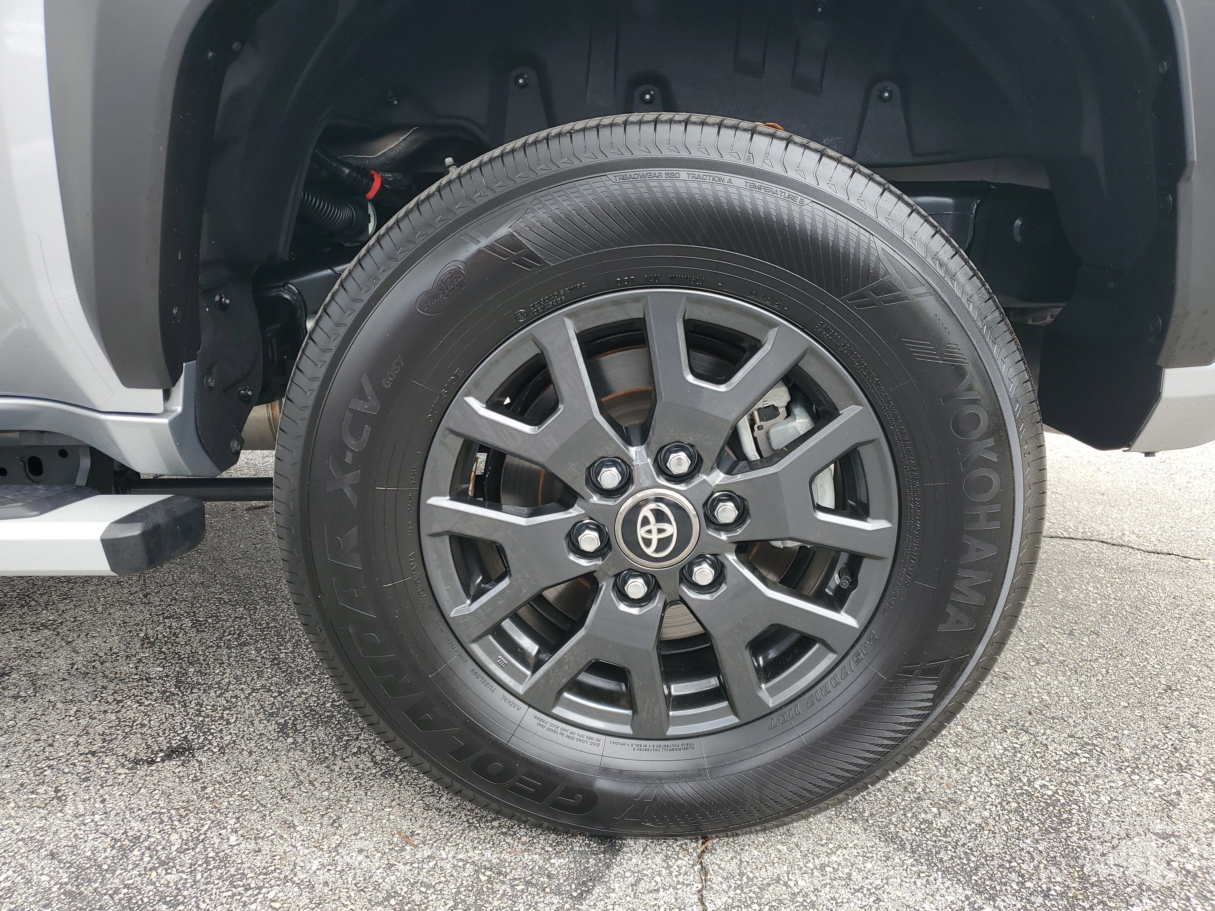 Used 2025 Toyota 4Runner SR5 image 29