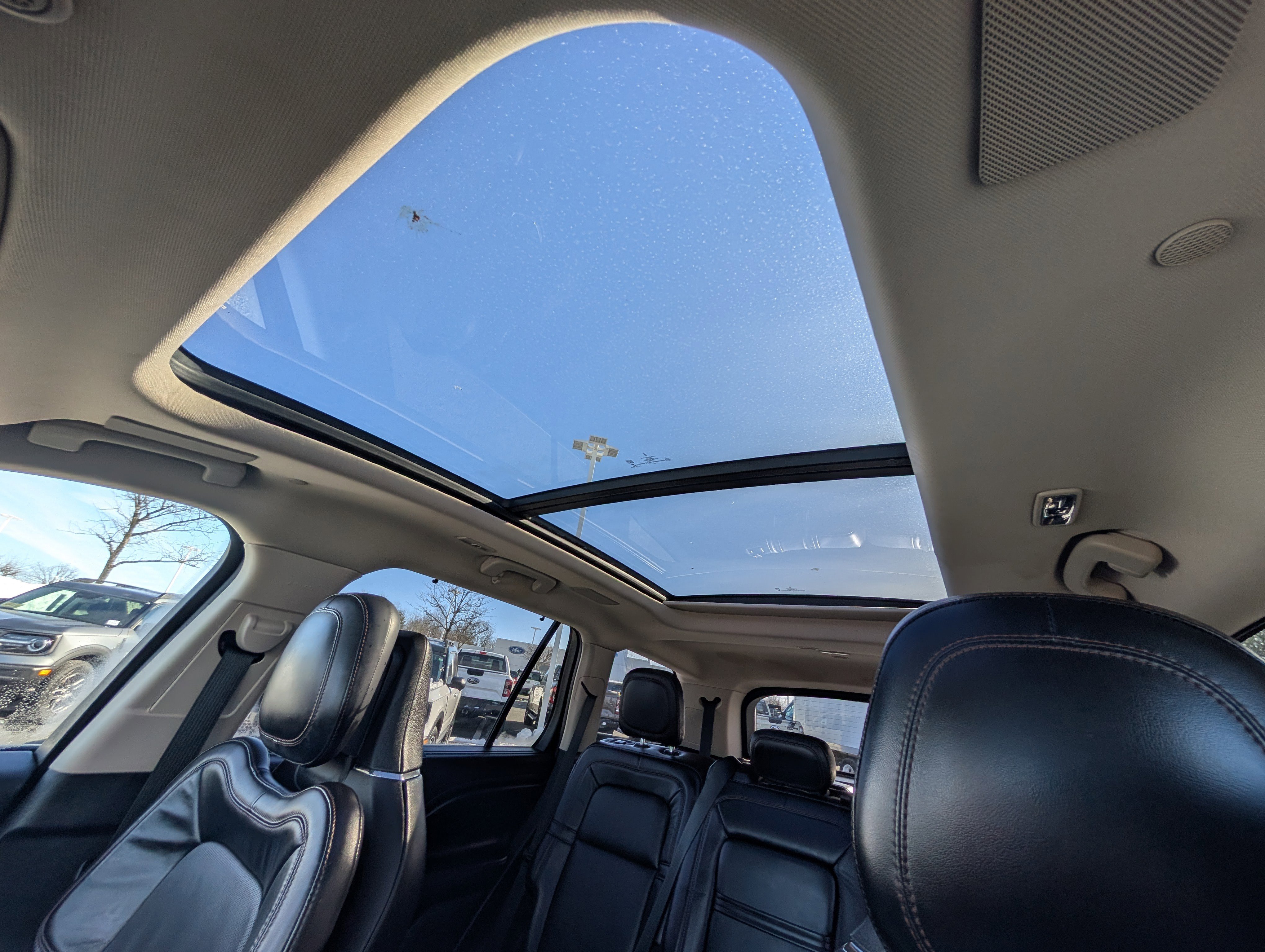 Used 2020 Lincoln Aviator Reserve w/ Equipment Group 202A image 30