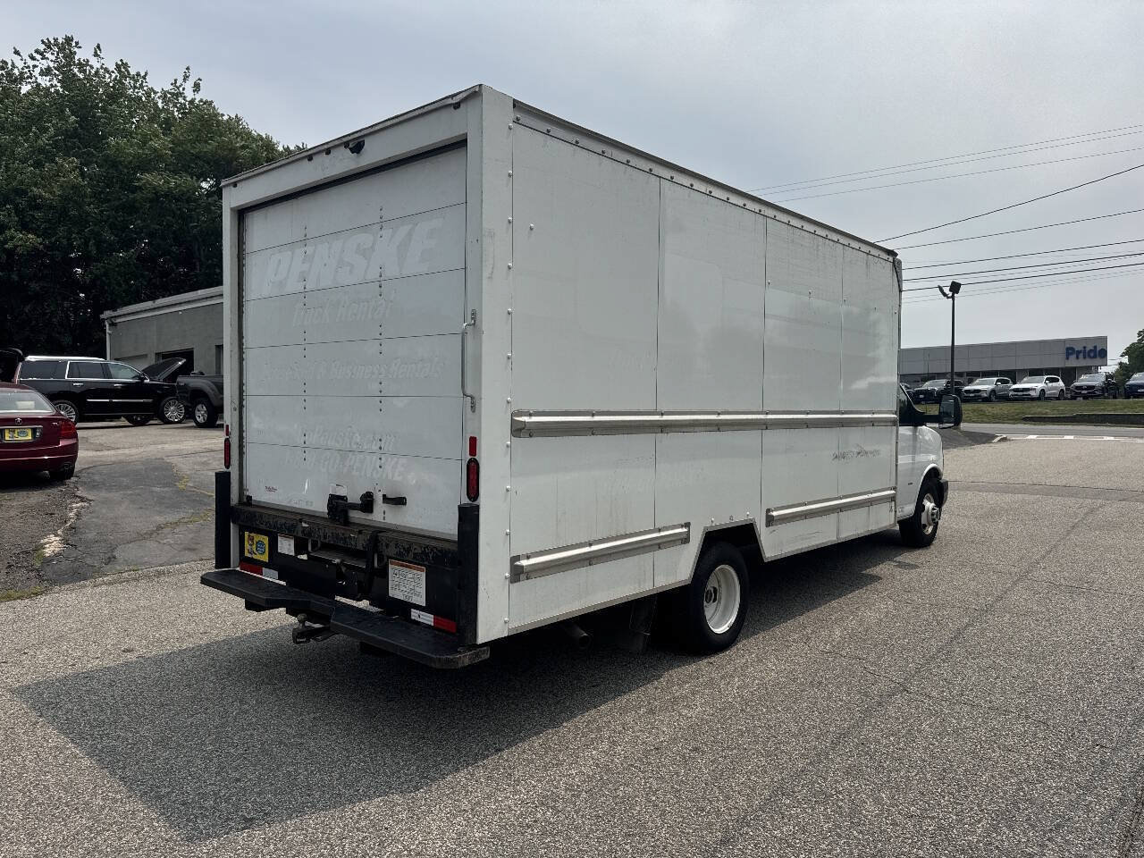 Used 2021 GMC Savana 3500 Extended w/ Power Convenience Package RWD image 8