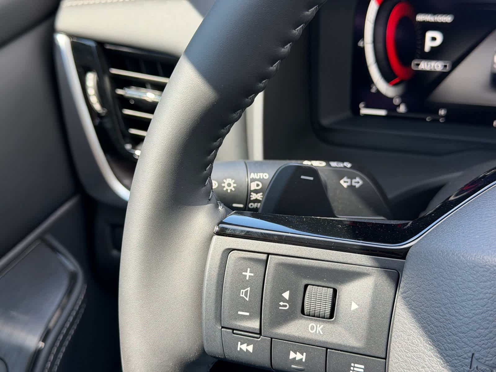 New 2026 Nissan Rogue Platinum AWD/4WD image 24