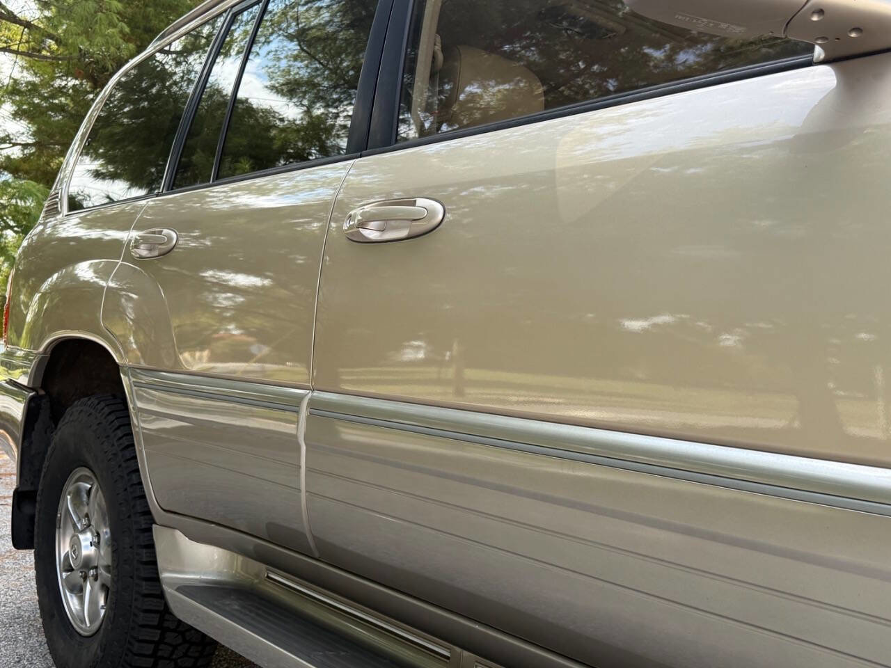 Used 2001 Lexus LX 470 4WD image 28