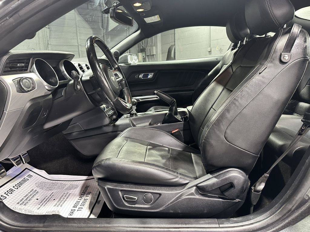 Used 2018 Ford Mustang Premium RWD image 14