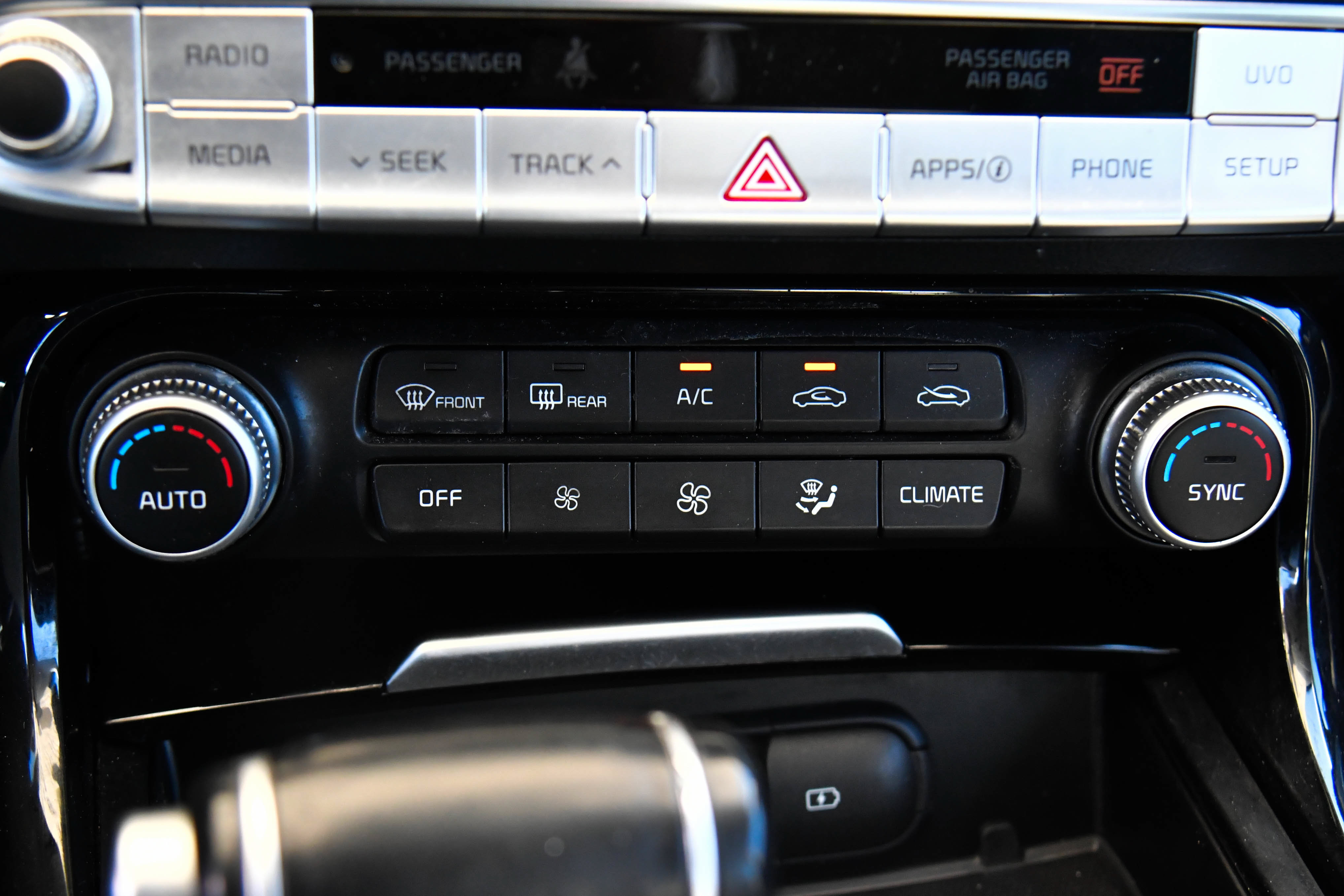 Used 2019 Kia Stinger RWD image 25