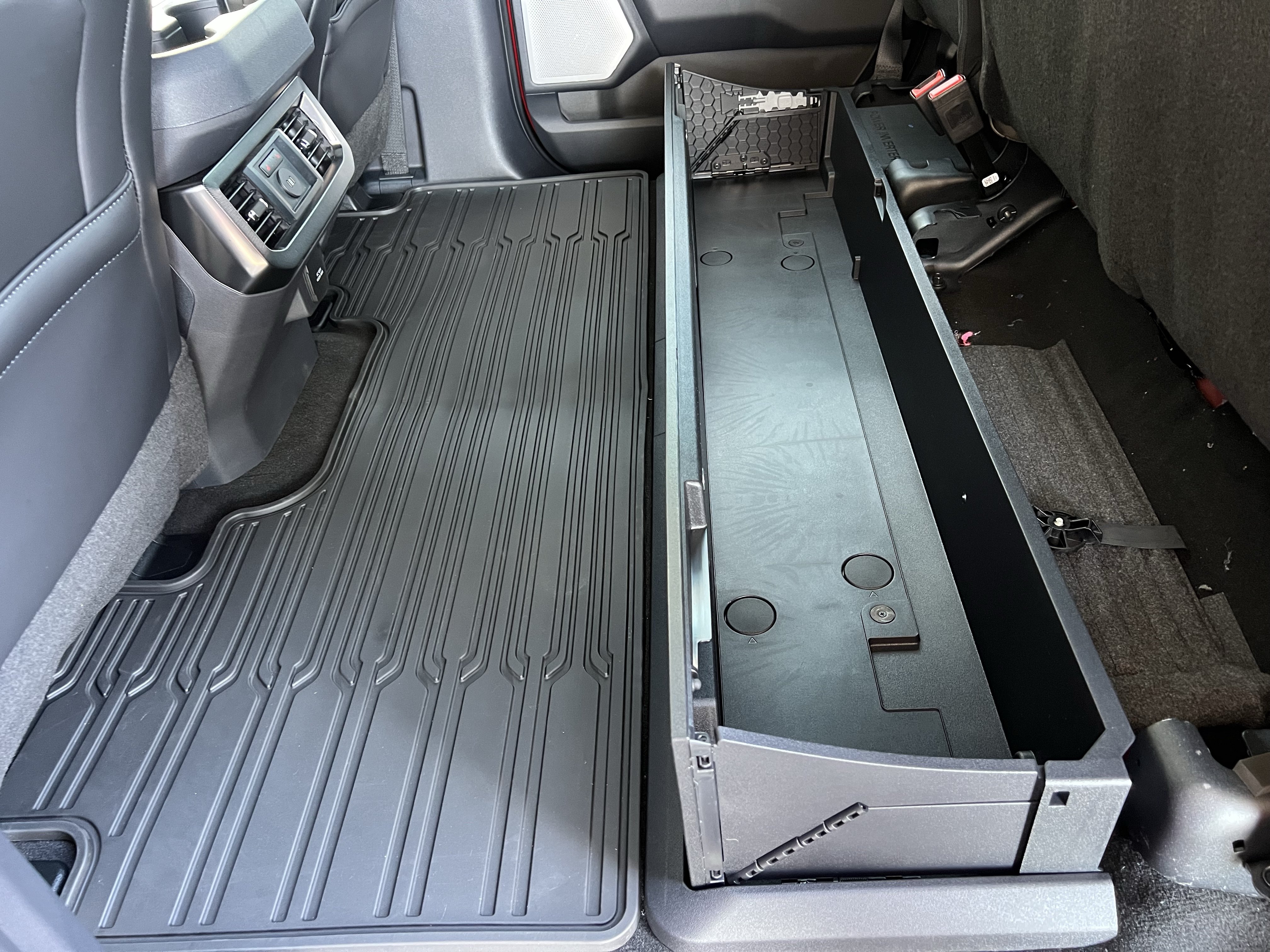 New 2026 Ford F350 Platinum w/ FX4 Off-Road Package AWD/4WD image 25