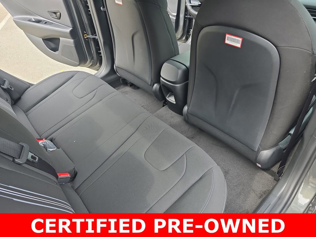 Certified 2025 Hyundai Elantra SEL image 12