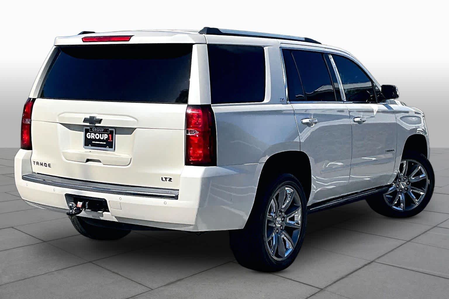 Used 2015 Chevrolet Tahoe LTZ AWD/4WD image 12