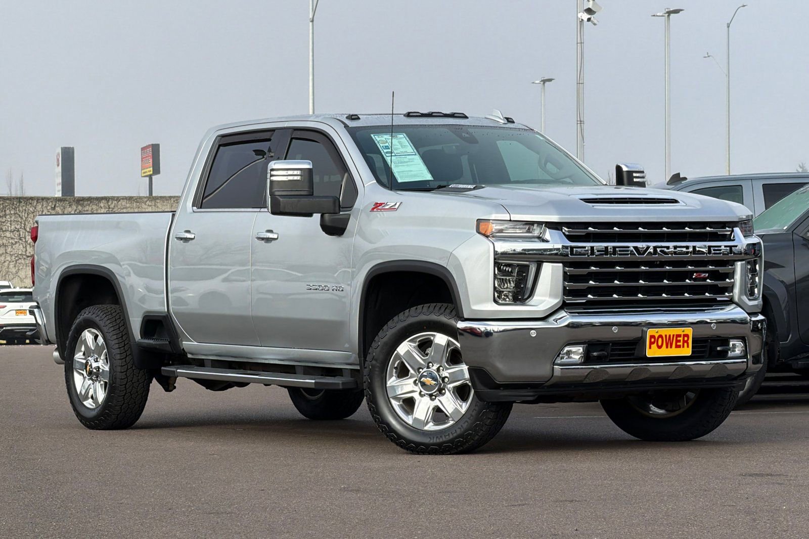 Used 2022 Chevrolet Silverado 3500 LTZ w/ LTZ Premium Package image 2