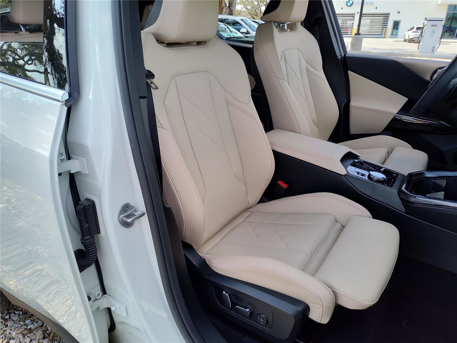 Used 2026 BMW X3 xDrive30 w/ Convenience Package image 24