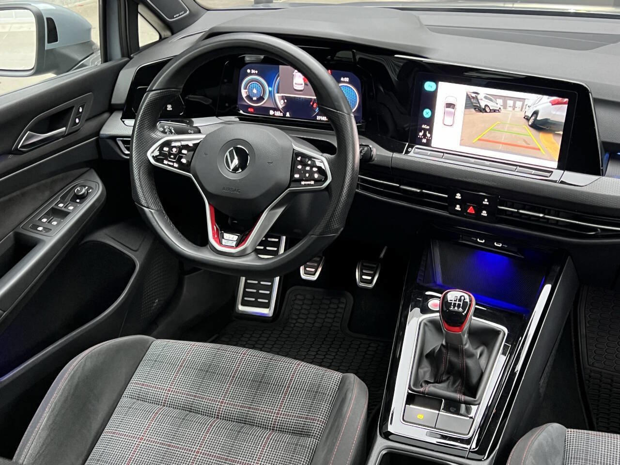 Used 2023 Volkswagen GTI SE image 25