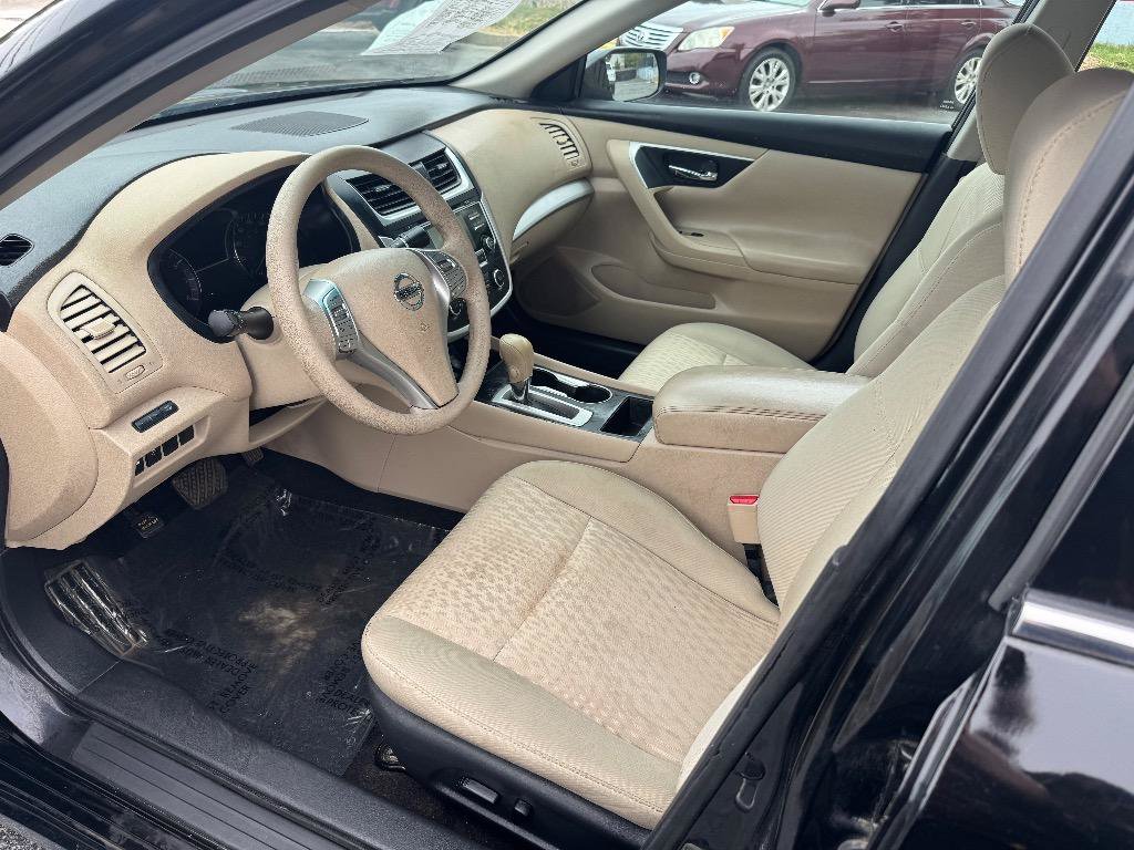 Used 2016 Nissan Altima 2.5 S w/ Power Driver Seat Package FWD image 9