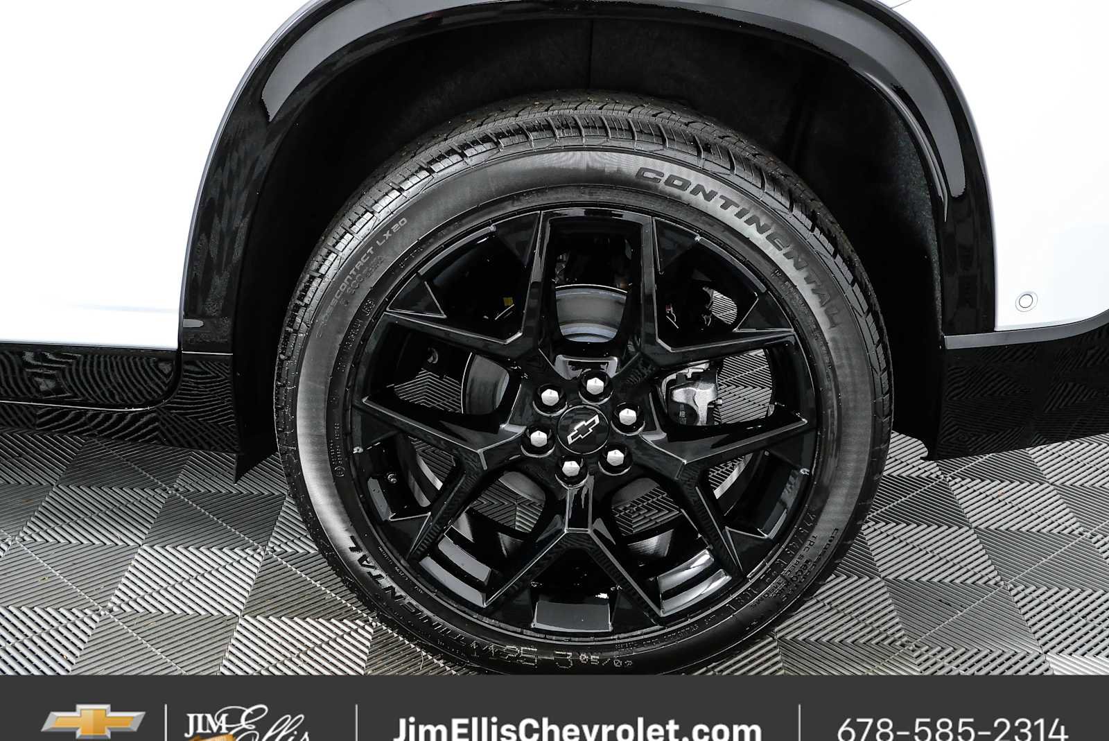 New 2026 Chevrolet Traverse RS w/ LPO, Floor Liner Package AWD/4WD image 41