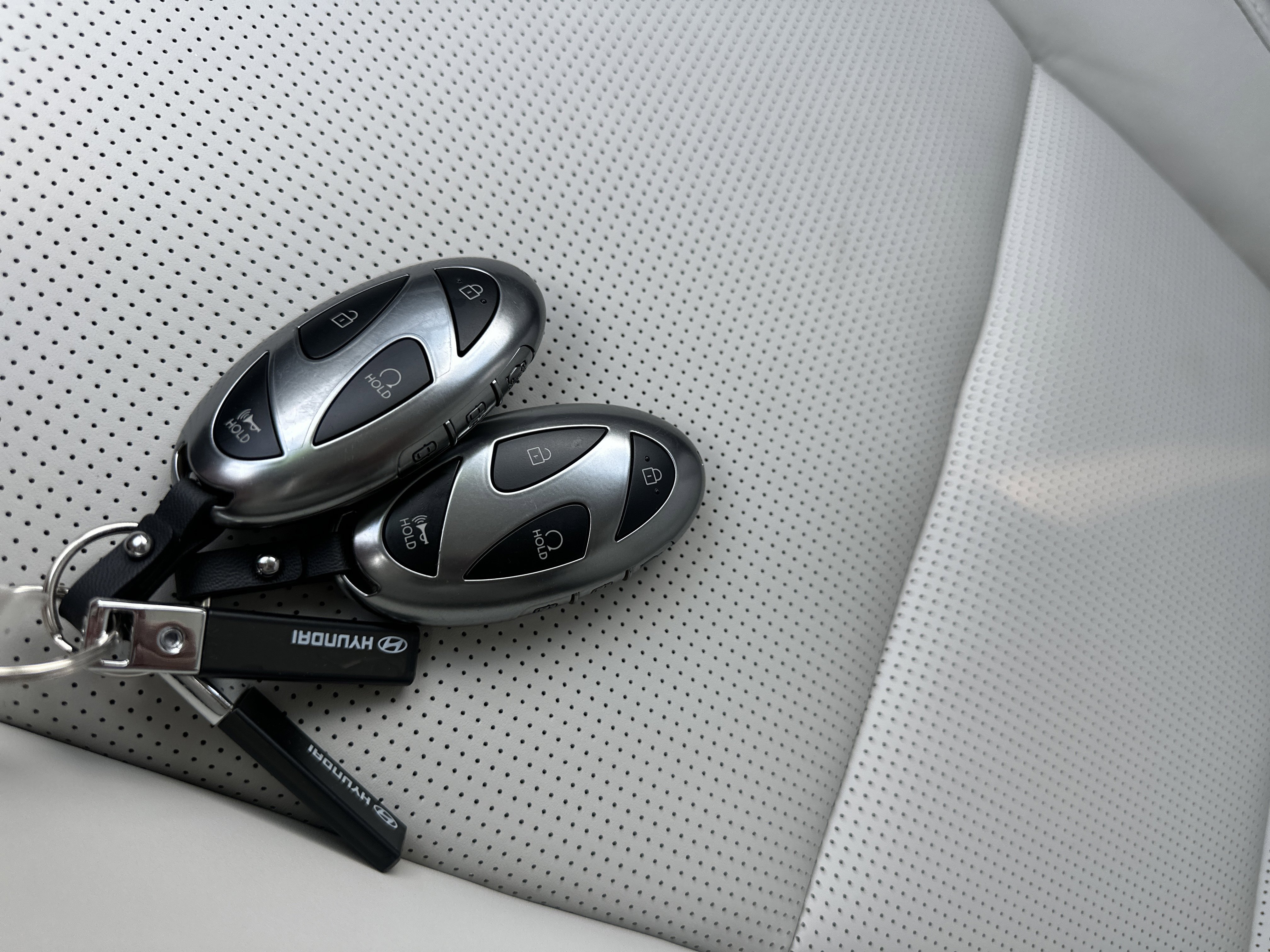 Used 2025 Hyundai Santa Fe Calligraphy image 18