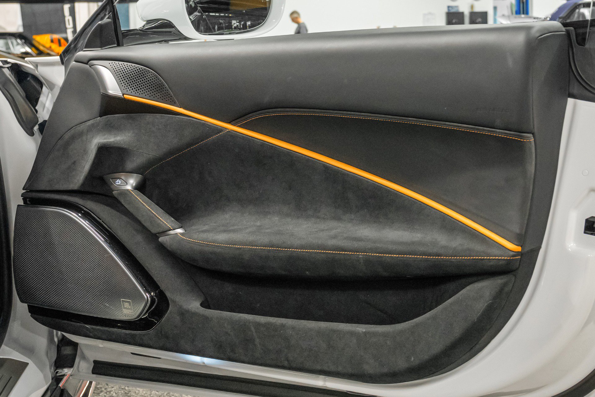 Used 2022 Ferrari Roma image 36