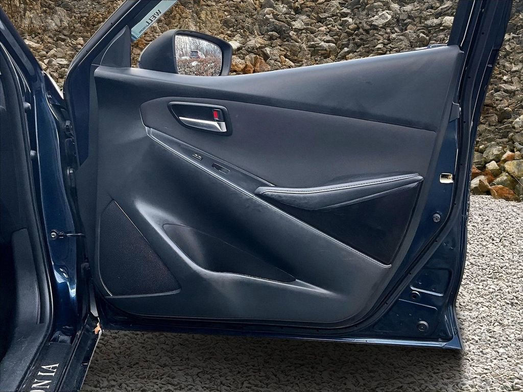 Used 2016 Scion iA image 21