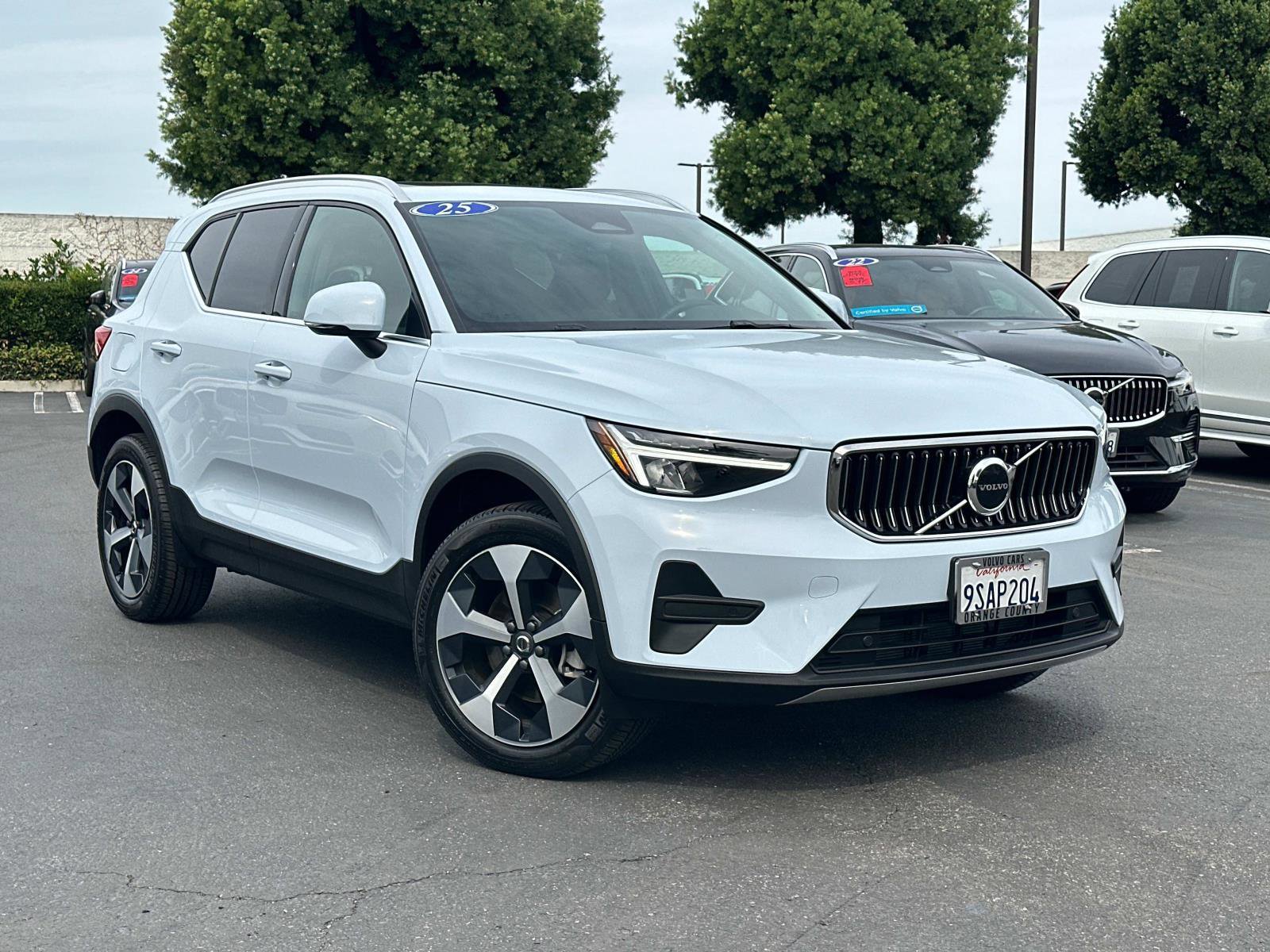 Certified 2025 Volvo XC40 B5 Core w/ Climate Package