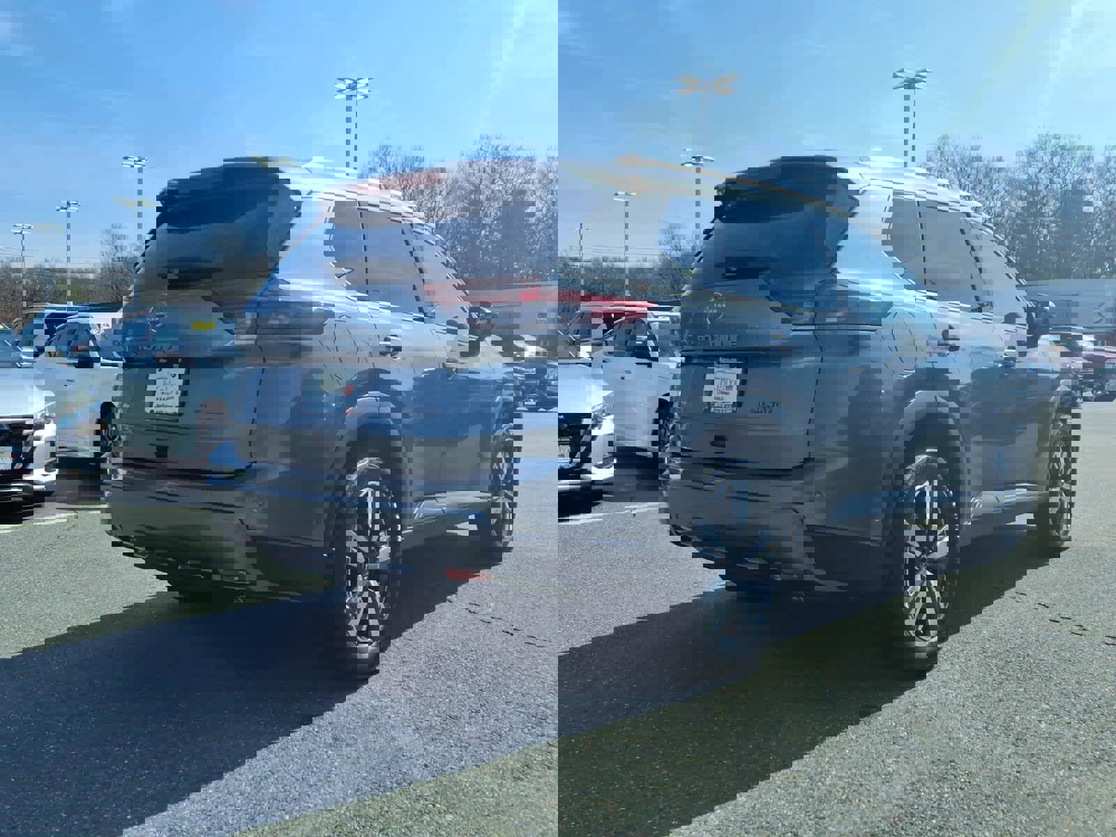 Certified 2026 Nissan Rogue SL image 4