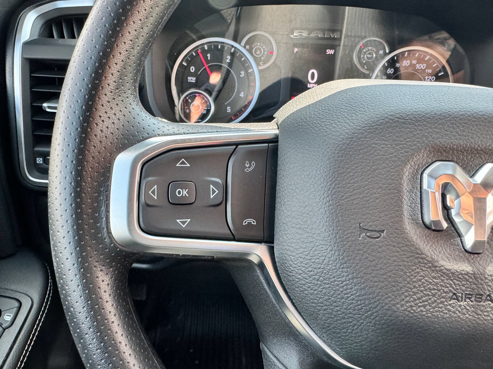 New 2026 RAM 5500 4x4 Regular Cab image 15