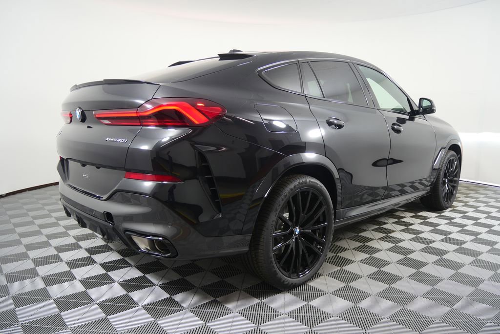 New 2026 BMW X6 xDrive40i w/ Climate Comfort Package image 3