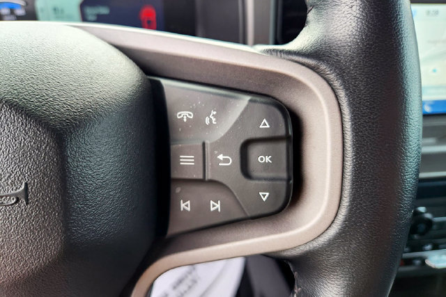 Used 2023 Ford Bronco Outer Banks AWD/4WD image 13