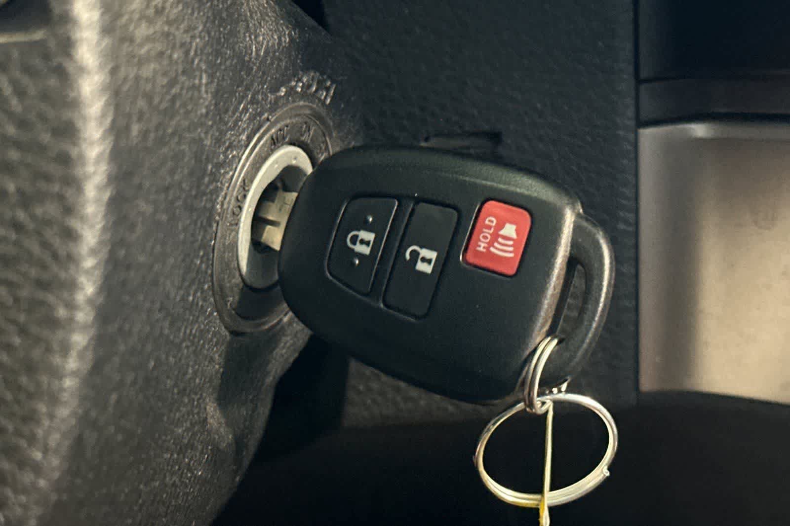 Used 2021 Toyota Tacoma SR w/ SR Convenience Package RWD image 27