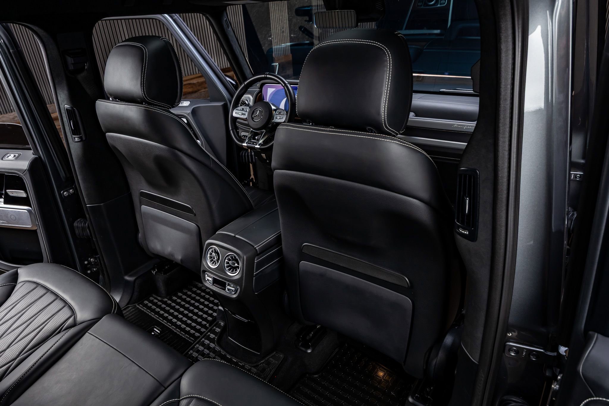 Used 2024 Mercedes-Benz G 63 AMG 4MATIC image 28