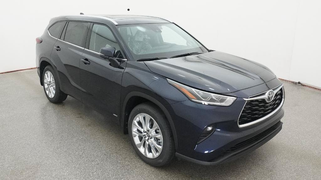 New 2026 Toyota Highlander Limited AWD/4WD image 16