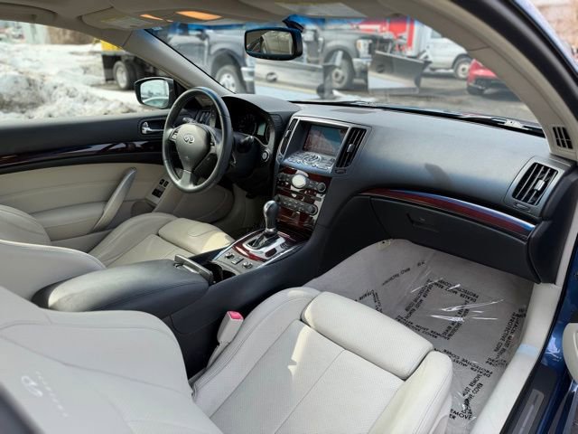 Used 2013 INFINITI G37 x w/ Premium Pkg image 17