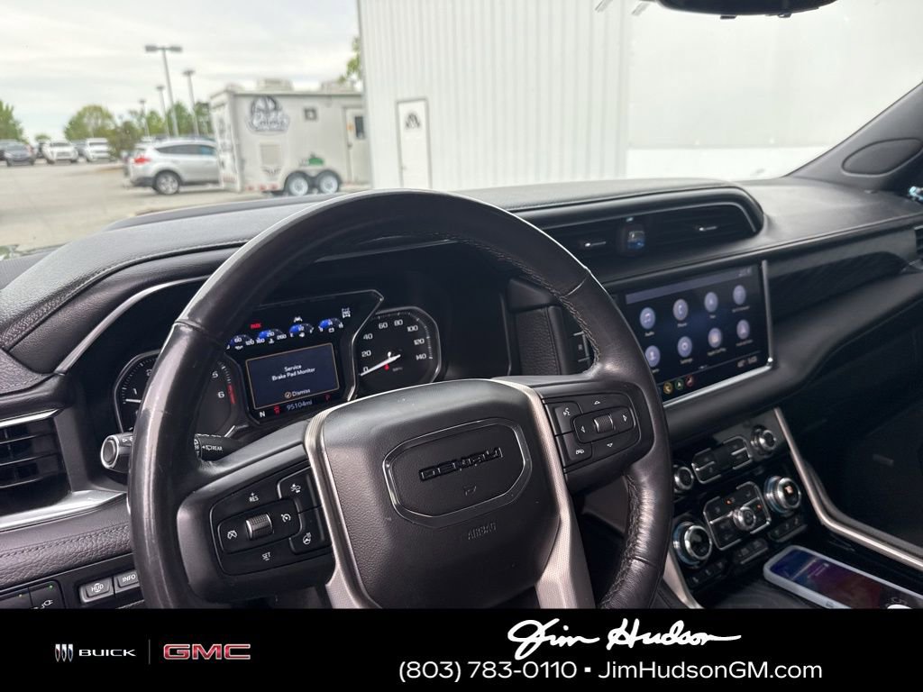 Used 2021 GMC Yukon Denali w/ Denali Premium Package image 5