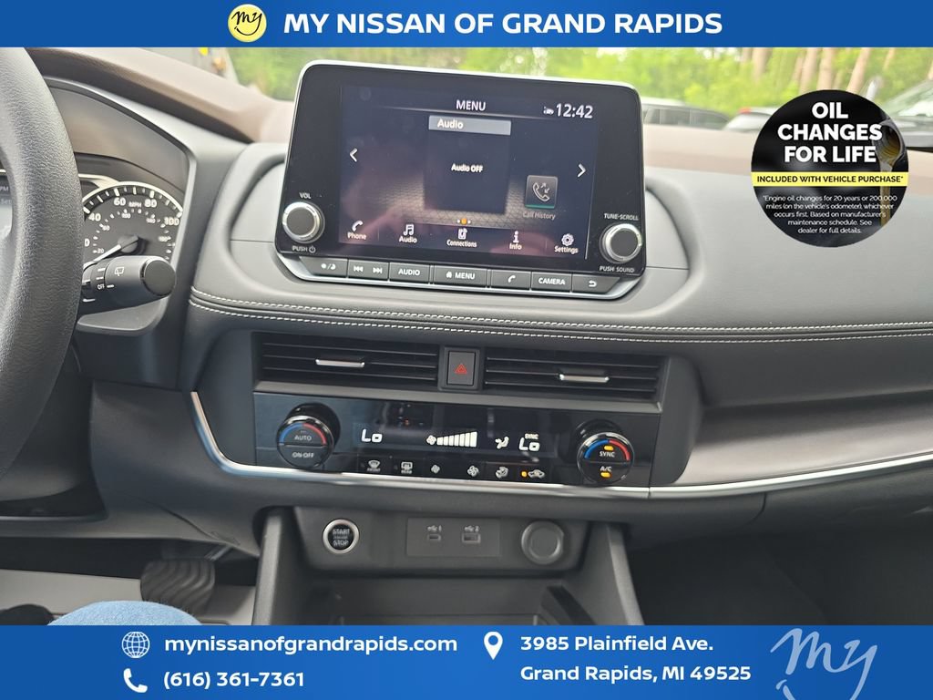 Used 2023 Nissan Rogue SV AWD/4WD image 22