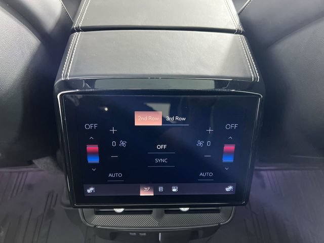 Certified 2026 Cadillac Vistiq Luxury w/ LPO, Floor Liner Package AWD/4WD image 35