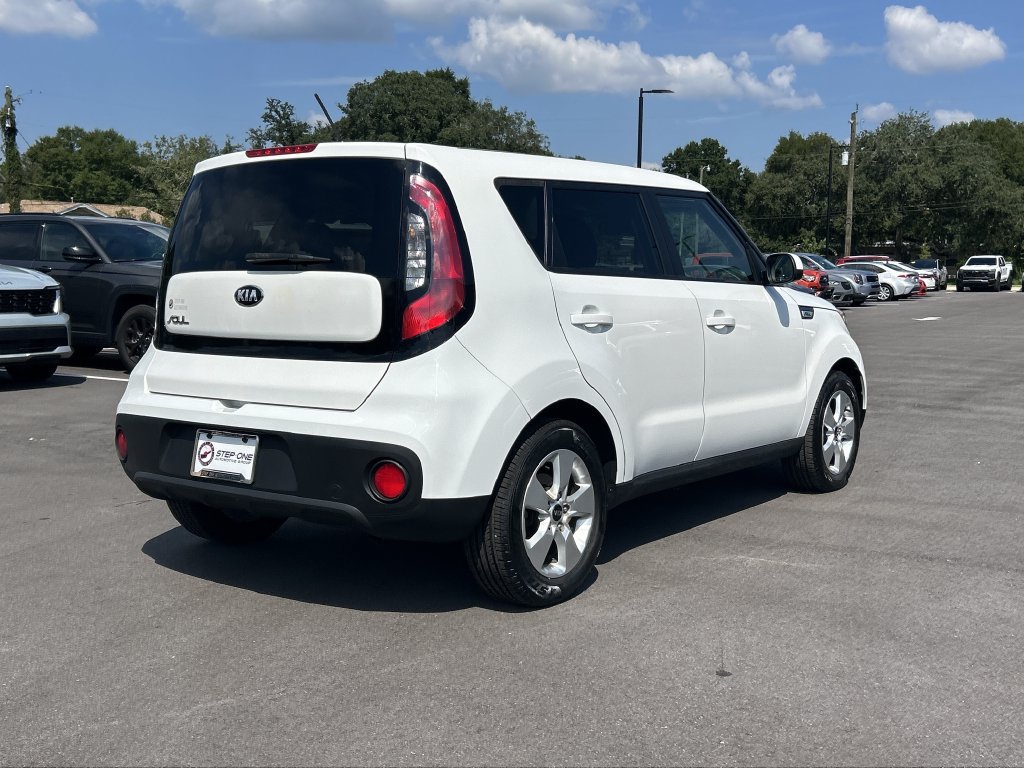 Used 2018 Kia Soul FWD image 7