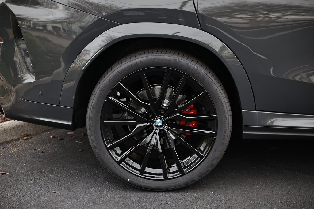 New 2026 BMW X6 xDrive40i w/ Premium Package image 6