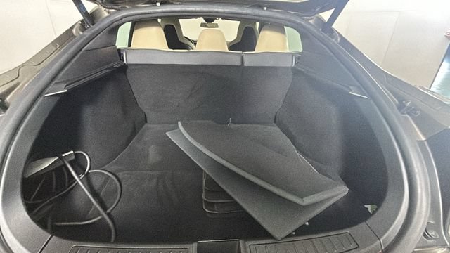 Used 2015 Tesla Model S 60 RWD image 25