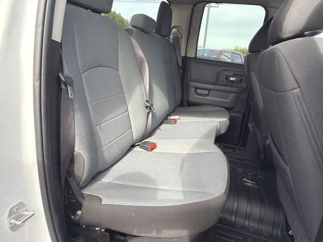 Used 2024 RAM 1500 Classic SLT AWD/4WD image 14