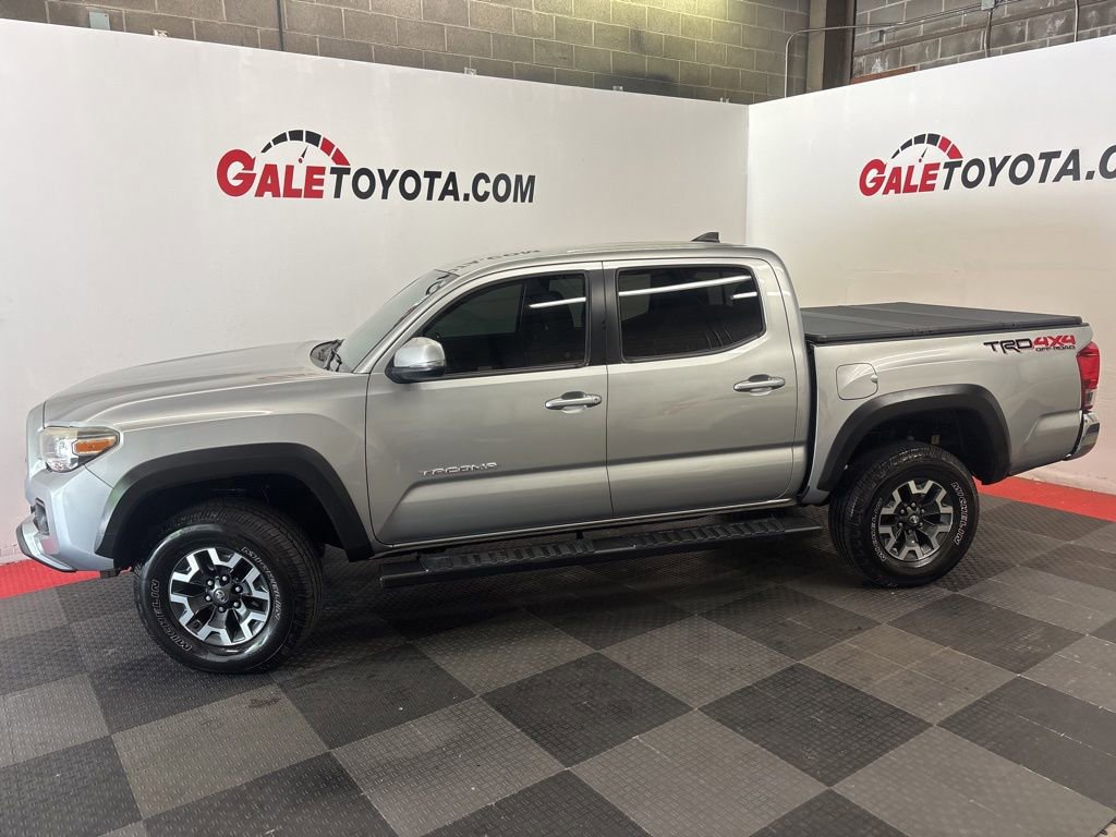 Used 2016 Toyota Tacoma TRD Off-Road w/ Towing Package AWD/4WD image 9