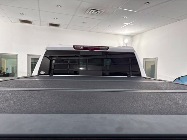 Used 2024 GMC Sierra 1500 AT4X AWD/4WD image 9