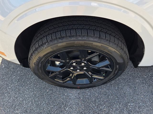 New 2026 Ford Maverick Lariat w/ Black Appearance Package AWD/4WD image 52